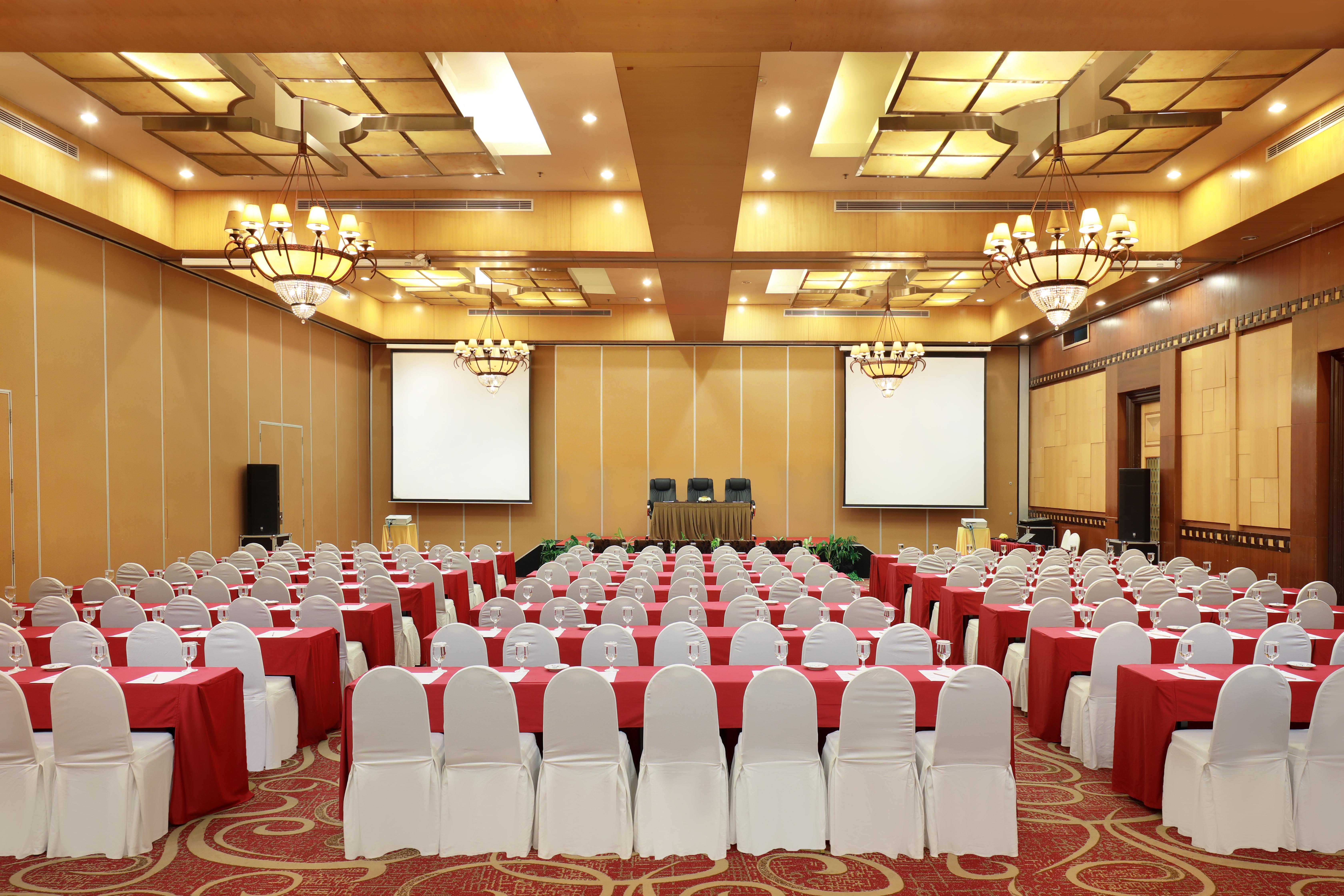 Hotel Swiss-belhotel Maleosan